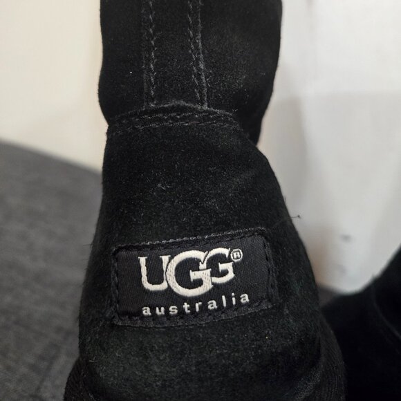 UGG Australia Worn ONCE Black Suede Sherling INNER Excellent Condition Size 5 - Picture 3 of 8
